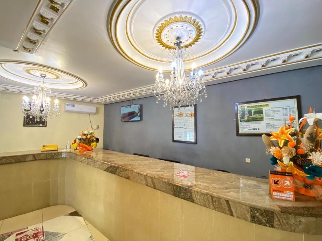 לימבה Fini Hotel Bobende מראה חיצוני תמונה